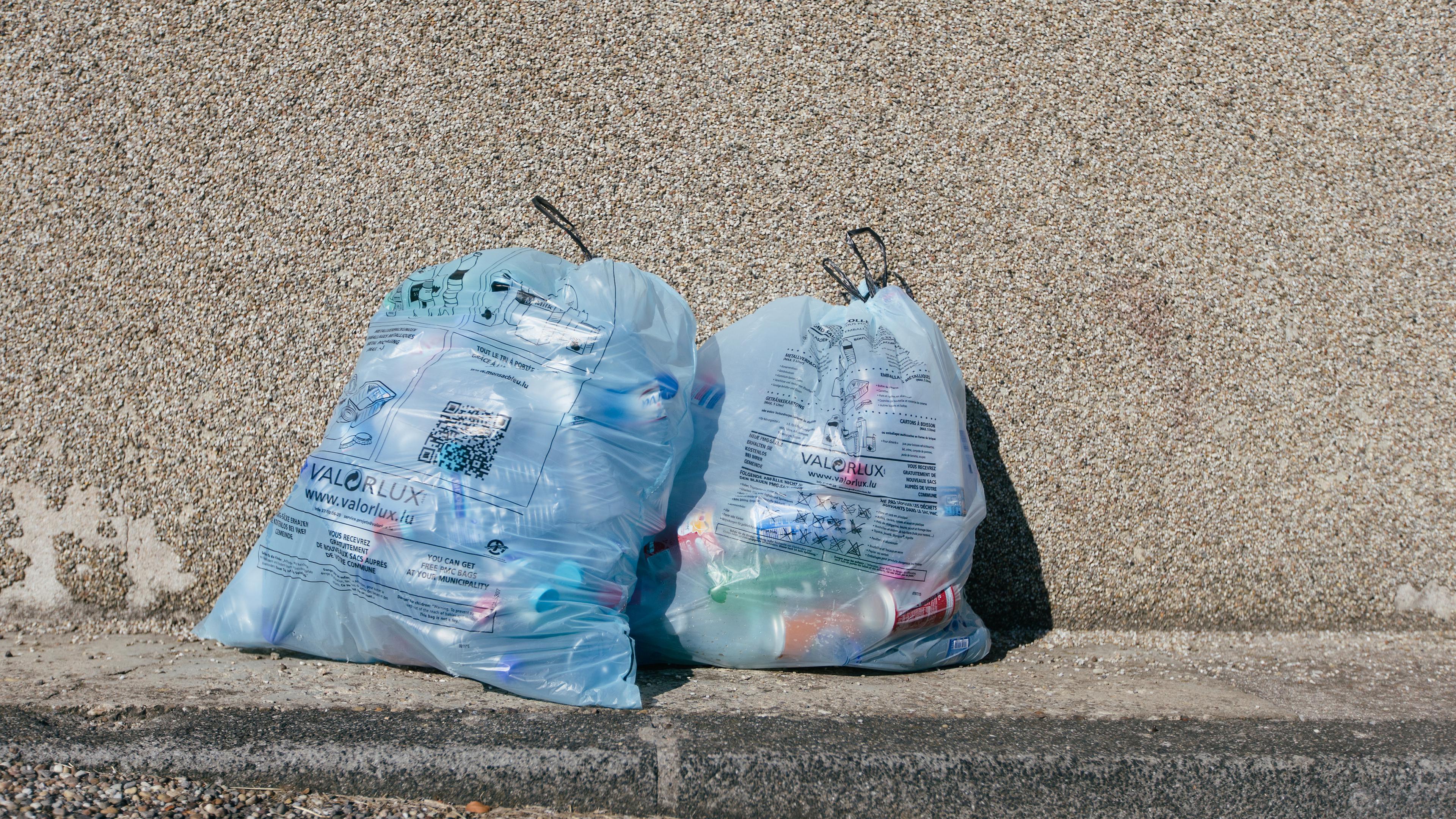 Blue plastic discount bags for recycling